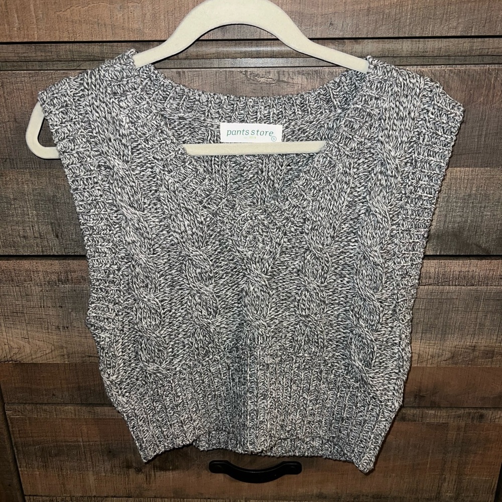 Grey Cropped Sweater Vest